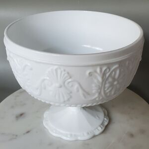Vintage Indiana  White Milk Glass Pedestal Bowl